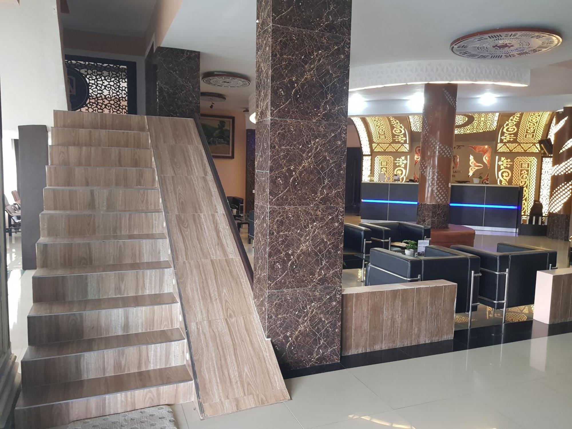 Capital O 93263 Linge Land Hotel Takengon Zewnętrze zdjęcie